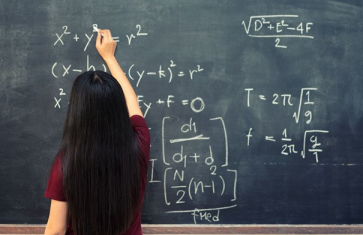 Maturanti na reálce zvládli letos zkoušku z dospělosti s přehledem