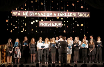 Videozáznam z adventního koncertu školy