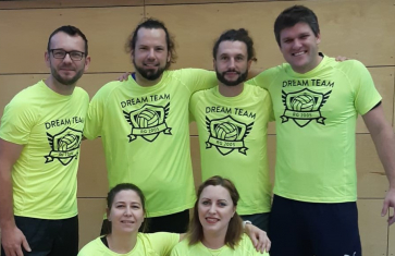 Vánoční volejbalový turnaj pro maturanty a absolventy