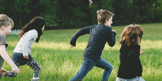 Vstaň ze židle a poběž společně pro svoji školu